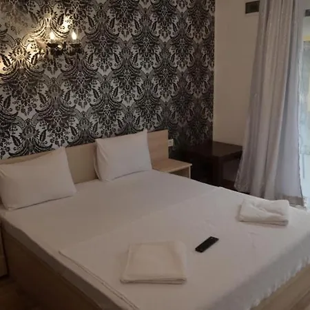 Pensiunea Savas 3* Costinesti